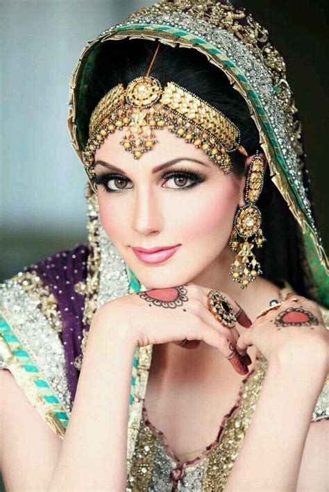 Pin by Ameer Al Ameer on حسناوات Pakistani bridal makeup Indian