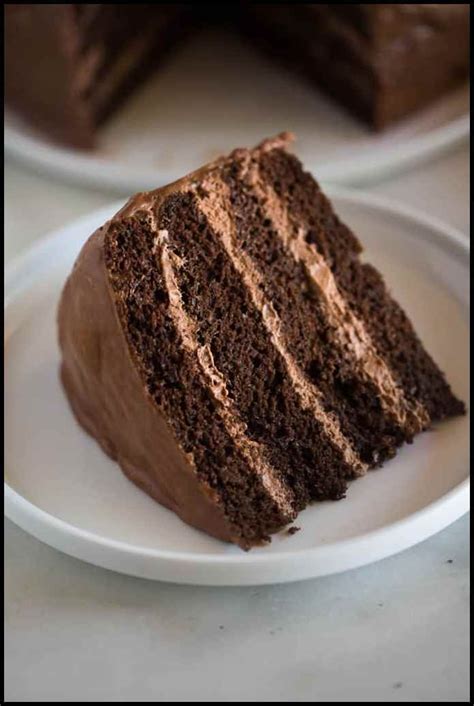 Each tier on our cakes is made up of three layers of our moist, heavenly cake with mousse filling in between each layer. Layer Cake Filling Ideas #cakefillingideasforchocolatecake #cakefillingideasforv… | Chocolate ...