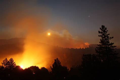 Incendios Forestales Incontrolables En Canadá Arrasan Con Casi Un Millón De Hectáreas En El