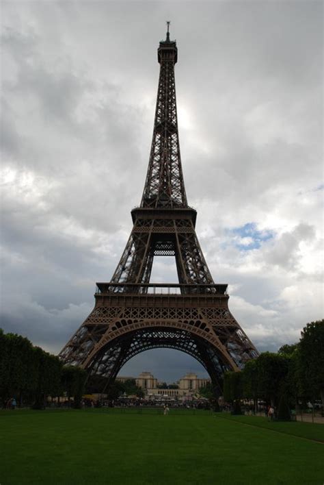 Eiffel Tower Paris Eiffel Tower Location Map Facts Picture