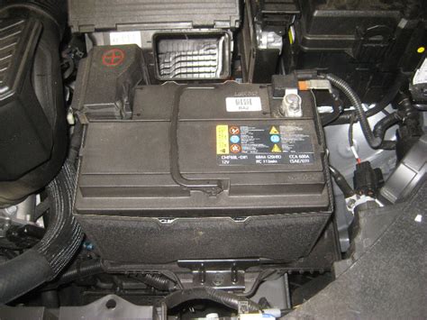 2016 2018 Hyundai Tucson 12v Automotive Battery Replacement Guide 009