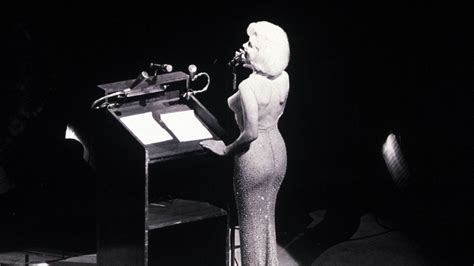 On This Day May 19 1962 Marilyn Monroe Performs Her Sultry