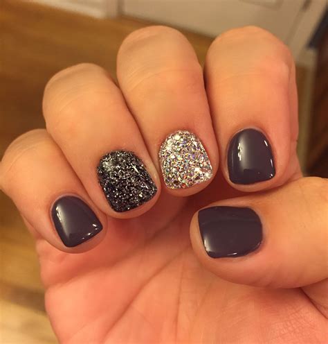 Grey Gel Manicure Nails Glitter Accent Nail Art Glitter Accent Nails