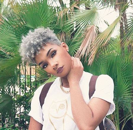 Yes, mehendi or henna is usually one of the main ingredients of natural hair dyes. 25 Short Natural Hairstyles with Color