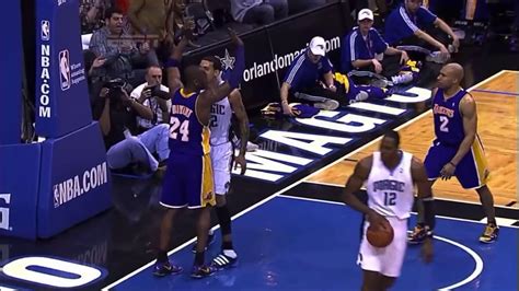 Bryant was playing against the magic that night, and in the third quarter orlando's matt barnes attempted to make kobe flinch on an inbounds pass. Kobe Bryant doesn't flinch when Matt Barnes fakes to throw ...