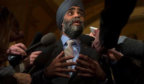 ottawa ‘considering official apology for gay canadians purged from military and public service