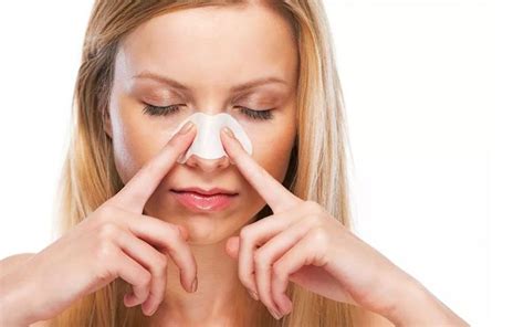How To Remove Blood Blisters On Nose Causes Treatments Removing