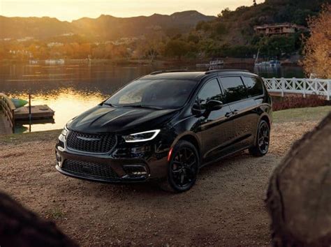 A knowing wink of a car, the alpina b3. 2021 Chrysler Pacifica is Already Earning Best New Family ...