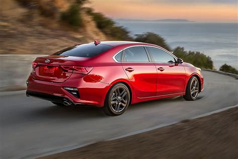 Research kia cerato car prices, specs, safety, reviews & ratings at carbase.my. 2018 Detroit Motor Show: Next-gen Kia Cerato sedan rolls out