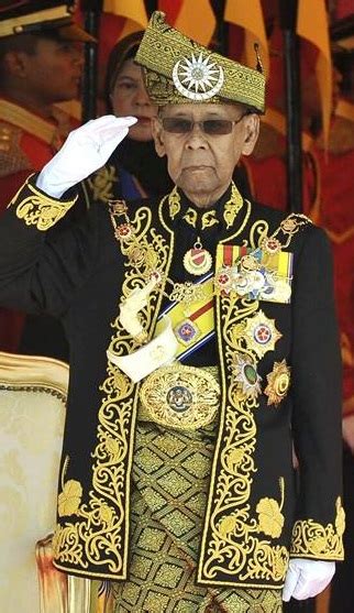 Disappointing the page under his royal majesty sultan muhammad v, who is in pertuan agong malaysia was created as a sign of support of all the rabble citizens. WARISAN RAJA & PERMAISURI MELAYU: Khas Sempena Pertabalan ...
