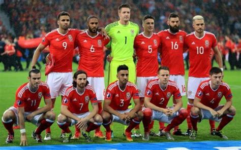 Uefa.com is the official site of uefa, the union of european football associations, and the governing body of football in europe. Wales/Cymru World Cup 2018 | Wales football, Welsh rugby ...