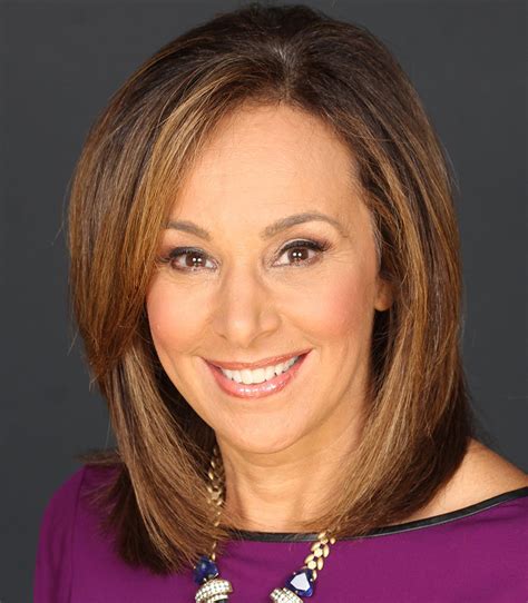 Tv Anchorwoman To Speak At St Johns Commencement