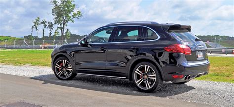 2014 Porsche Cayenne Turbo Is Track Star With A Trailer Tow Bar