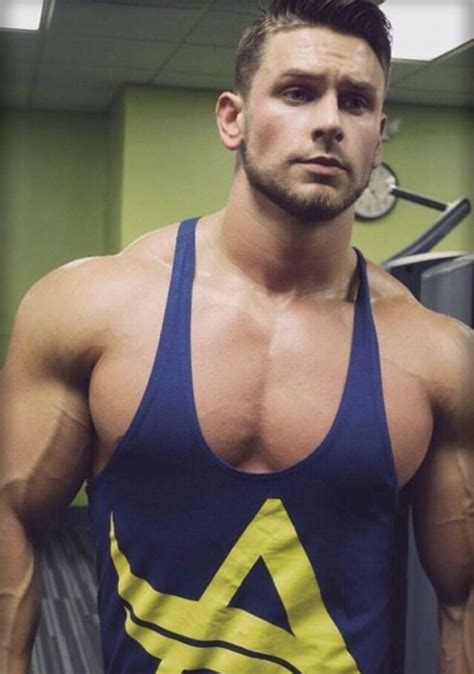 fitness motivation gym guys gym body hommes sexy hot hunks muscle shirts muscular men