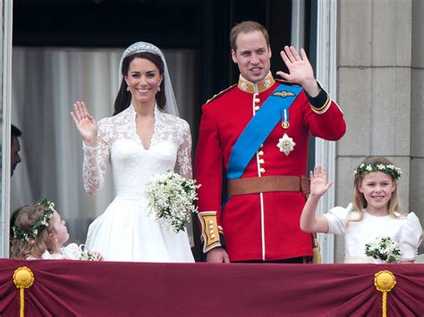 Here is a full transcript of the interview tom bradby of itv news did with and prince william and kate middleton. How Meghan Markle and Prince Harry's Wedding Will Differ ...