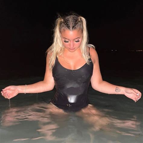Leanemarts on Instagram Petit bain de minuit à Majorque en maillot de