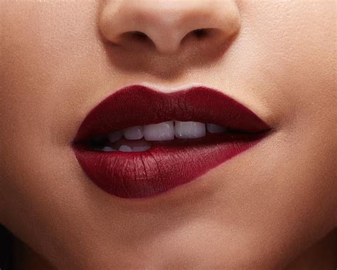 Maybelline Color Sensational Divine Wine Red Lips Makeup Look Wine