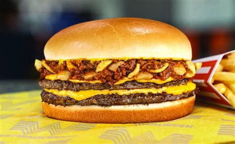 Whataburger Launches New Whataburger Chili Cheese Bur