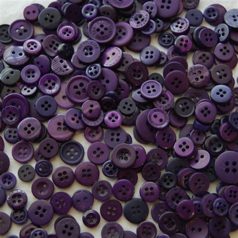 200 Small Purple Buttons Grape Purple Sewing Crafting Etsy