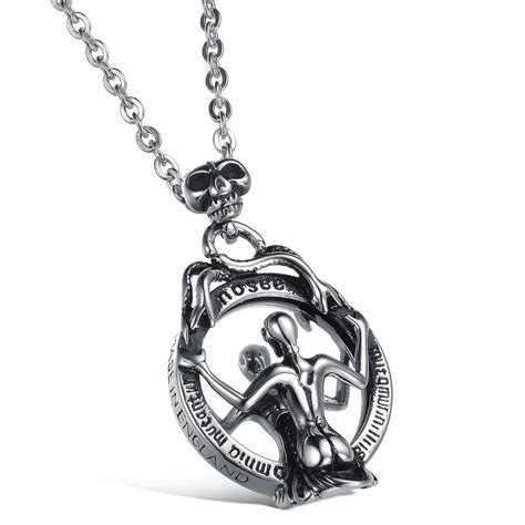 Sexy Lady In Mirror Novelty Cool Pendant Necklace High Quality Mens Jewelry 316l Titanium Steel