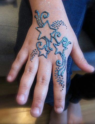 20 Best Mehndi Designs For Kids To Adore Your Little Princesses