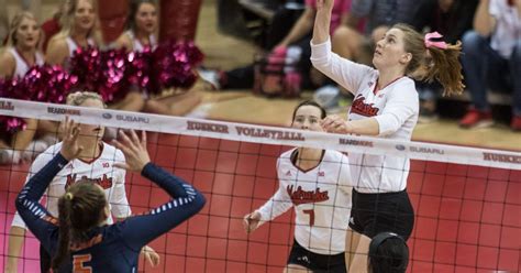 Husker Volleyball Earns Two More Conference Wins After Successful