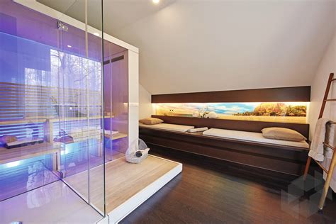 Eine villa mit großer strahlkraft, gefühl und eleganz. Moderne Saune aus dem 'Ausstellungshaus Rheinau-Linx ...