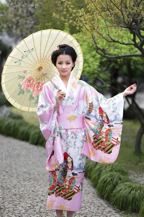 Aliexpress Com Buy Red Pink Blue Japanese Geisha Clothing Vintage Kimono Costume Yukata Gown