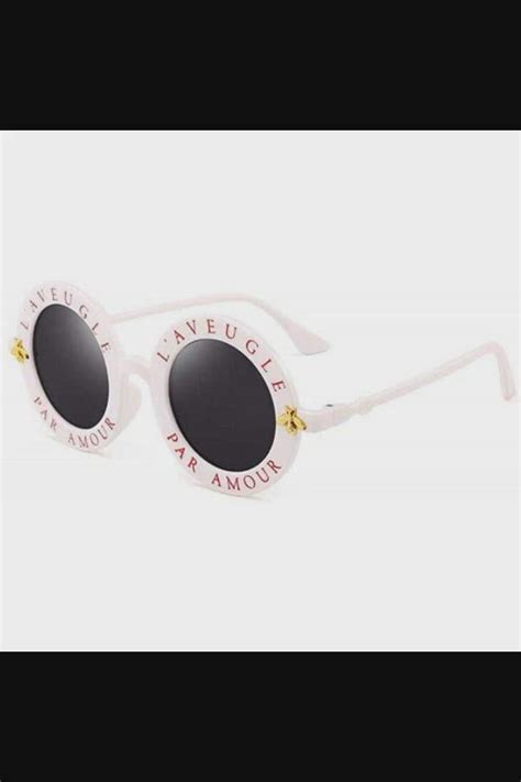 Retro Round Sunglasses Women Brand Designer English Letters Bee Black
