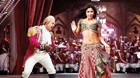 Scoops Arjun Kapoor Likes Malaika Aroras Picture Aamir Khans Smitten By Katrina Kaif And More