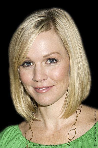 Medium Length Hairstyles For 40 Year Old Woman Best Hairstyle 2020