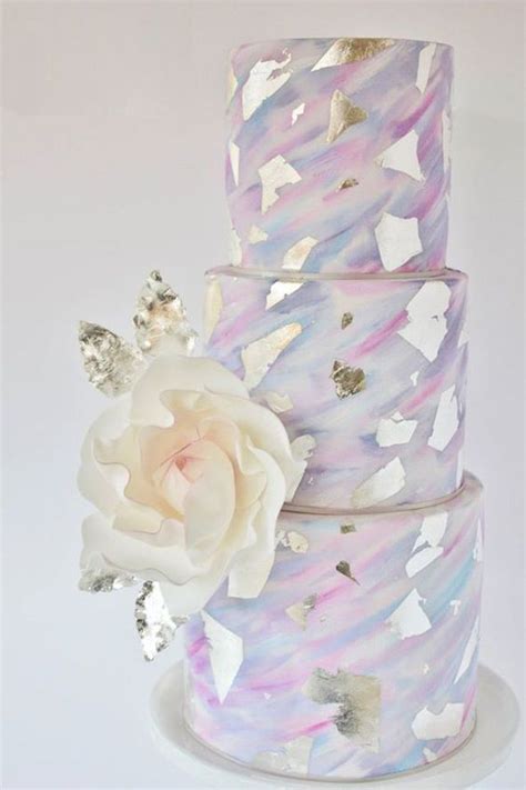30 Stunning Metallic Wedding Cakes