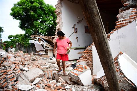 Mexico Earthquake Death Toll Goes Up To 90 71 Confirmed Fatalities In