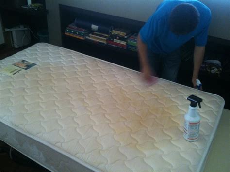 Contents cleaning different stains how to clean the mattress from stains, urine, and other contaminants? Best Mattresses of 2020 | Updated 2020 Reviews‎: How To ...