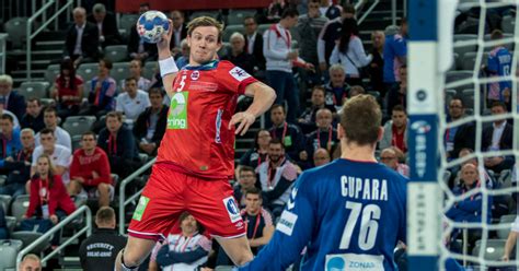 Sander sagosen (born 14 september 1995) is a norwegian handball player for thw kiel and the norwegian national team. Tidenes best betalte norske håndballspiller: Så mye tjener ...