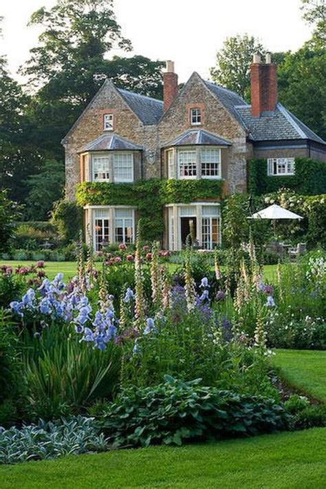 68 Beautiful French Cottage Garden Design Ideas Roundecor French