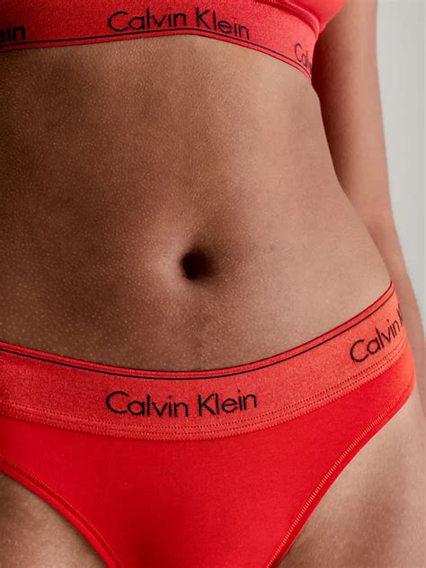 Underwear For Women Panties Bras And Boxers Calvin Klein®