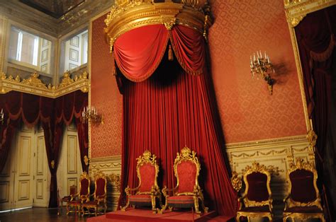 Throne Room Mountain Castle Pinterest Throne Room Palaces And Fire