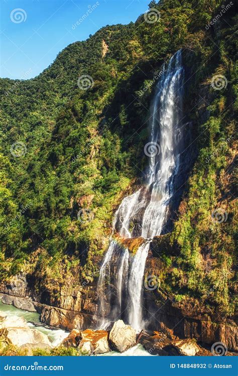 Waterfall In Wulai District Taiwan Stock Photo Image Of Fall Jungle