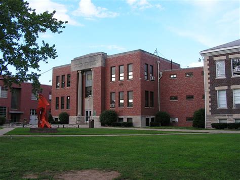 Mount Vernon Il Mt Vernon Township High School A Building Photo