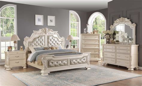 Crown Mark B1600 Stanley Cherry Finish Solid Wood Queen Bedroom Set