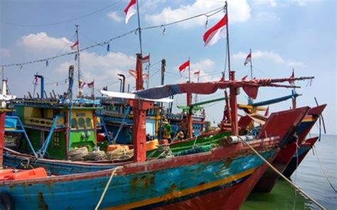 30 Kapal Cantrang Nelayan Indonesia Diizinkan Berlayar di Natuna