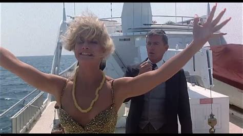 Overboard 1987 Movie Annie And Dean Reunite Kurt Russell Goldie