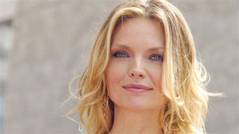 Respira Profundo Así Luce Michelle Pfeiffer La Mejor Gatúbela A Sus