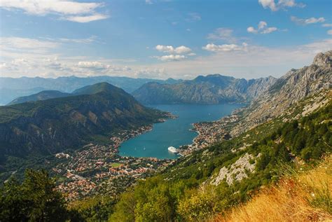 Ladda ner den här gratisbilden om montenegro berg från pixabays stora bibliotek av fria bilder och videos. Montenegro - Küste und Berge erwandern - geführte Wanderreise