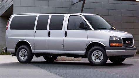 2023 Gmc Savana Passenger Van Features Gmc Canada