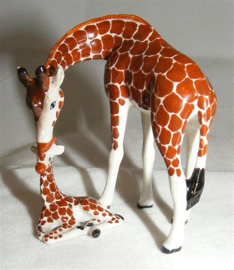 Northern Rose Miniature Porcelain Animal Figure Giraffe With Calf R089