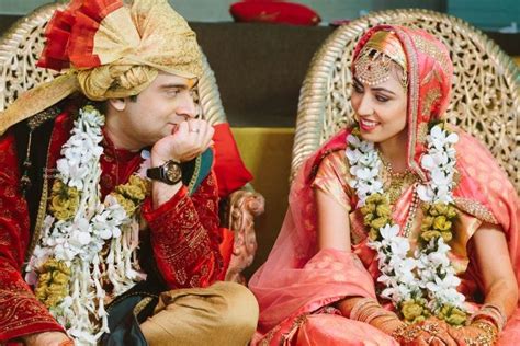 17 Thoughtful Kashmiri Wedding Traditions That Are Pure Love Joyous