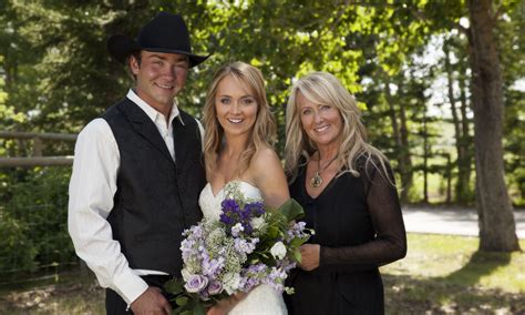 She made her 2 million dollar fortune with heartland. Heartland actress Amber Marshall's rustic ranch wedding ...