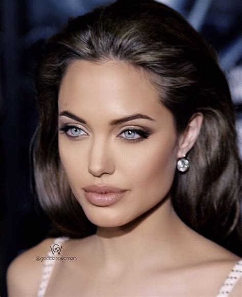 Angelina Jolie Young Age Images Stunning Shots Of